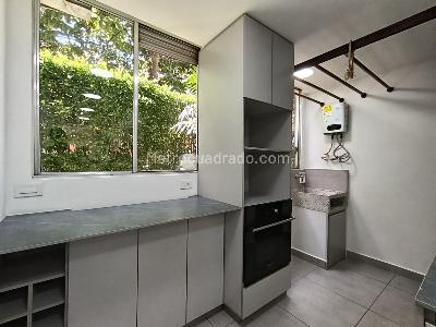 Apartamento de 3 alcobas en arriendo en La Aguacatala, Medellín, 94 m² · foto 3 de 20