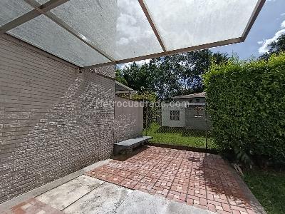 Apartamento de 3 alcobas en arriendo en La Aguacatala, Medellín, 94 m² · foto 20 de 20