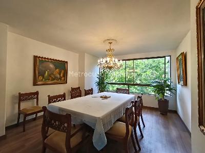 Apartamento de 4 alcobas en arriendo en Milla De Oro, Medellín, 220 m² · foto 3 de 20