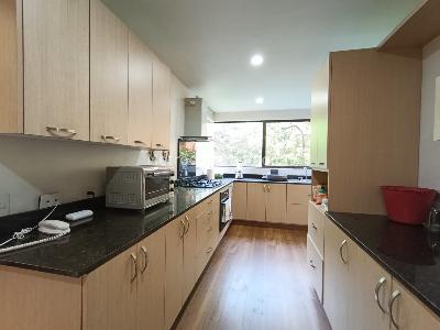 Apartamento de 4 alcobas en arriendo en Milla De Oro, Medellín, 220 m² · foto 9 de 20