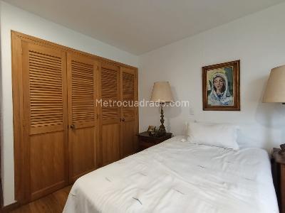 Apartamento de 4 alcobas en arriendo en Milla De Oro, Medellín, 220 m² · foto 13 de 20