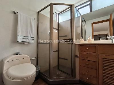 Apartamento de 4 alcobas en arriendo en Milla De Oro, Medellín, 220 m² · foto 19 de 20