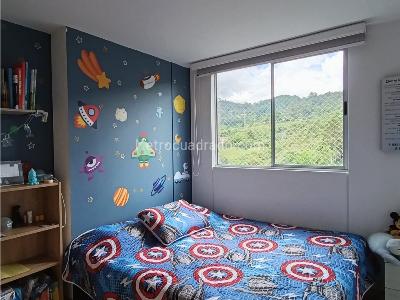 Apartamento de 3 alcobas en venta en El Trapiche, Sabaneta, 96 m² · foto 12 de 20