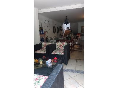 Casa de 3 alcobas en venta en La Visitacion, Medellín, 232 m² · foto 7 de 11