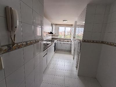 Apartamento de 3 alcobas en arriendo en Laureles Medellin, Medellín, 135 m² · foto 2 de 20