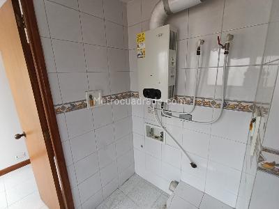 Apartamento de 3 alcobas en arriendo en Laureles Medellin, Medellín, 135 m² · foto 6 de 20