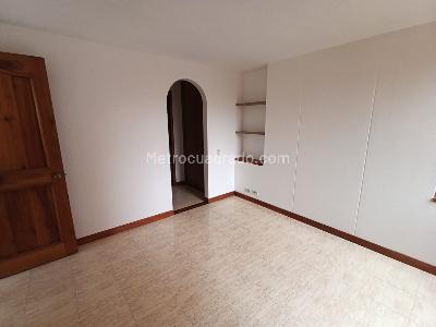 Apartamento de 3 alcobas en arriendo en Laureles Medellin, Medellín, 135 m² · foto 11 de 20