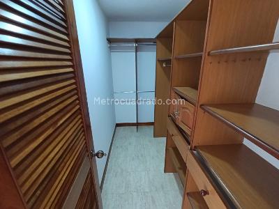 Apartamento de 3 alcobas en arriendo en Laureles Medellin, Medellín, 135 m² · foto 13 de 20