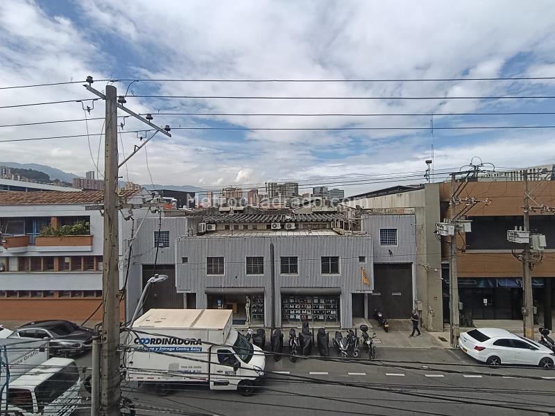 Bodega en Arriendo, Perpetuo Socorro, Medellín - Vista 2