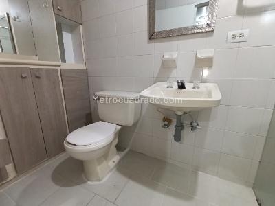 Apartamento de 3 alcobas en arriendo en Jardines, Envigado, 85 m² · foto 4 de 11