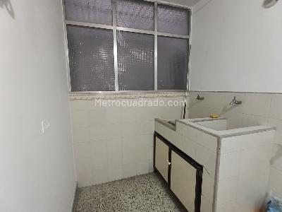 Apartamento de 3 alcobas en arriendo en Jardines, Envigado, 85 m² · foto 5 de 11