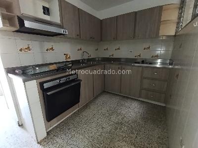 Apartamento de 3 alcobas en arriendo en Jardines, Envigado, 85 m² · foto 9 de 11