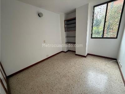 Apartamento de 3 alcobas en venta en El Poblado, Medellín, 110 m² · foto 7 de 18