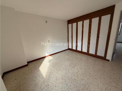Apartamento de 3 alcobas en venta en El Poblado, Medellín, 110 m² · foto 10 de 18