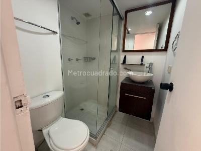 Apartamento de 3 alcobas en venta en El Poblado, Medellín, 110 m² · foto 13 de 18