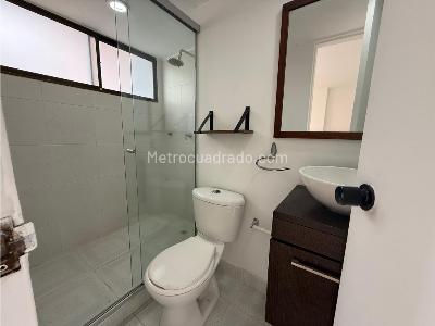 Apartamento de 3 alcobas en venta en El Poblado, Medellín, 110 m² · foto 14 de 18