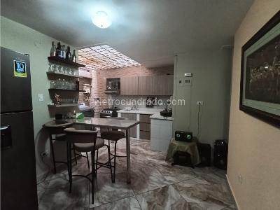Apartamento en venta en Buenos Aires, Medellín · foto 6 de 15