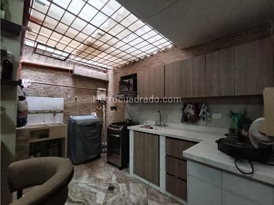 Apartamento en venta en Buenos Aires, Medellín · foto 8 de 15