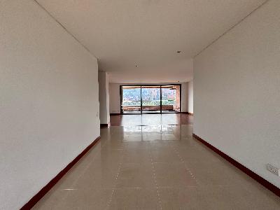 Apartamento de 3 alcobas en arriendo en La Visitacion Los Gonzalez, Medellín, 210 m² · foto 4 de 20