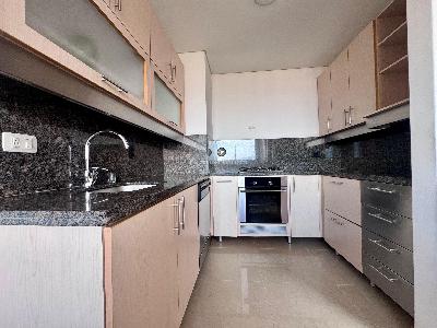 Apartamento de 3 alcobas en arriendo en La Visitacion Los Gonzalez, Medellín, 210 m² · foto 5 de 20