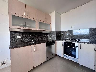 Apartamento de 3 alcobas en arriendo en La Visitacion Los Gonzalez, Medellín, 210 m² · foto 6 de 20