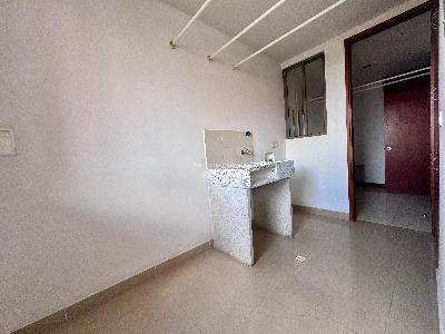 Apartamento de 3 alcobas en arriendo en La Visitacion Los Gonzalez, Medellín, 210 m² · foto 8 de 20