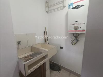 Apartaestudio en venta en El Velodromo, Medellín, 54 m² · foto 4 de 20