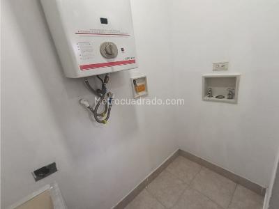 Apartaestudio en venta en El Velodromo, Medellín, 54 m² · foto 10 de 20