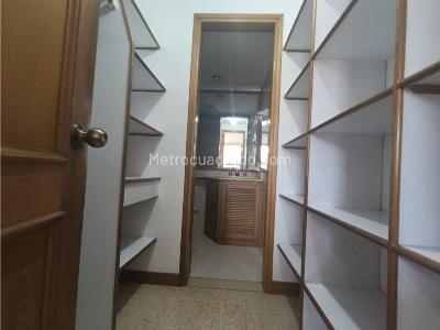 Apartaestudio en venta en El Velodromo, Medellín, 54 m² · foto 18 de 20