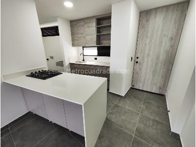 Apartaestudio en venta en Loma Del Escobero, Envigado, 49 m² · foto 5 de 11