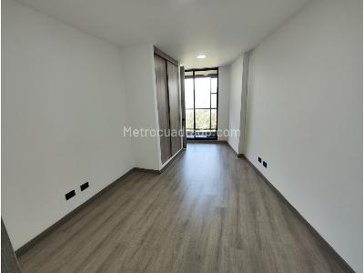 Apartaestudio en venta en Loma Del Escobero, Envigado, 49 m² · foto 8 de 11