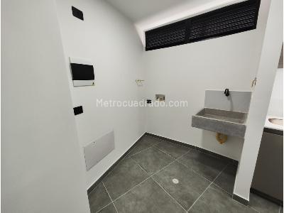 Apartaestudio en venta en Loma Del Escobero, Envigado, 49 m² · foto 10 de 11