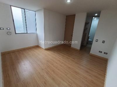 Apartamento de 3 alcobas en arriendo en Loma Del Indio, Medellín, 90 m² · foto 18 de 20