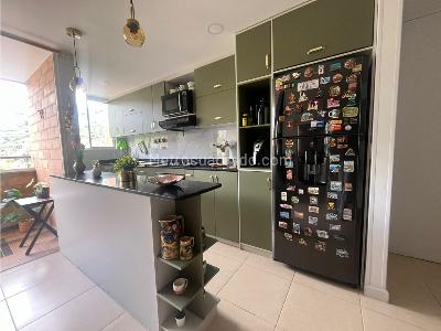 Apartamento de 3 alcobas en venta en La Doctora, Sabaneta, 78 m² · foto 3 de 19