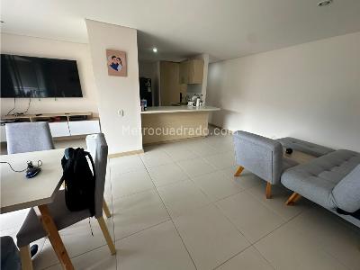 Apartamento de 3 alcobas en venta en Vegas De San Jose, Sabaneta, 93 m² · foto 7 de 16