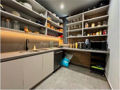 Casa de 3 alcobas en venta en V Pantanillo, Envigado, 1050 m² · foto 12 de 20