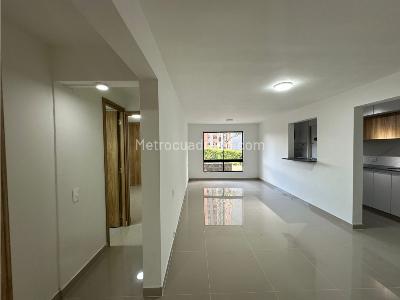 Apartamento de 3 alcobas en venta en Loma De Los Parra, Medellín, 79 m² · foto 4 de 12