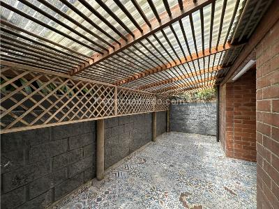 Apartamento de 3 alcobas en venta en Loma De Los Parra, Medellín, 79 m² · foto 12 de 12