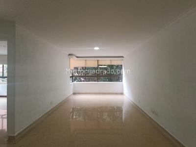 Apartamento en Arriendo, Conquistadores, Medellín
