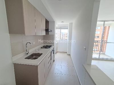 Apartamento de 3 alcobas en arriendo en Los Colegios, Rionegro, 70 m² · foto 2 de 12