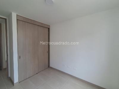 Apartamento de 3 alcobas en arriendo en Los Colegios, Rionegro, 70 m² · foto 10 de 12
