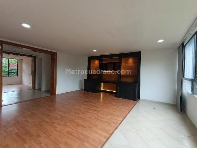 Apartamento de 3 alcobas en arriendo en El Campestre La Frontera, Medellín, 130 m² · foto 3 de 16