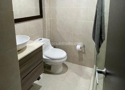 Apartamento de 3 alcobas en arriendo en El Campestre La Frontera, Medellín, 129 m² · foto 4 de 13