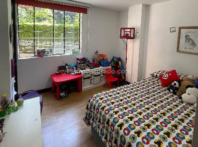 Apartamento de 3 alcobas en arriendo en El Campestre La Frontera, Medellín, 129 m² · foto 12 de 13