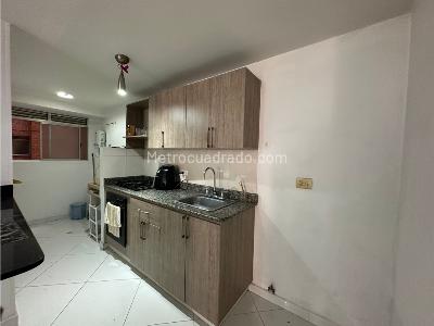 Apartamento en venta en Patio Bonito, Medellín · foto 2 de 13