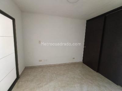 Apartamento de 2 alcobas en arriendo en Los Alpes, Medellín, 52 m² · foto 19 de 20