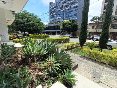 Casa de 3 alcobas en arriendo en El Nogal Los Almendros, Medellín, 200 m² · foto 2 de 20