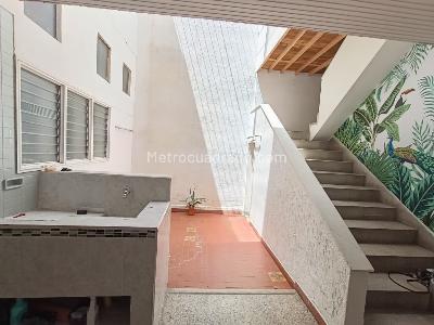 Casa de 3 alcobas en arriendo en El Nogal Los Almendros, Medellín, 200 m² · foto 11 de 20