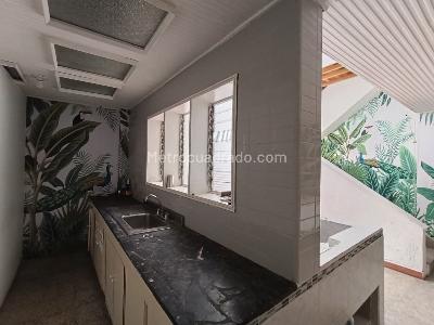 Casa de 3 alcobas en arriendo en El Nogal Los Almendros, Medellín, 200 m² · foto 14 de 20
