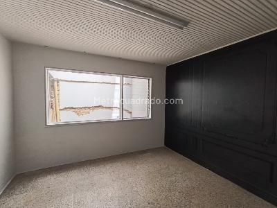 Casa de 3 alcobas en arriendo en El Nogal Los Almendros, Medellín, 200 m² · foto 18 de 20